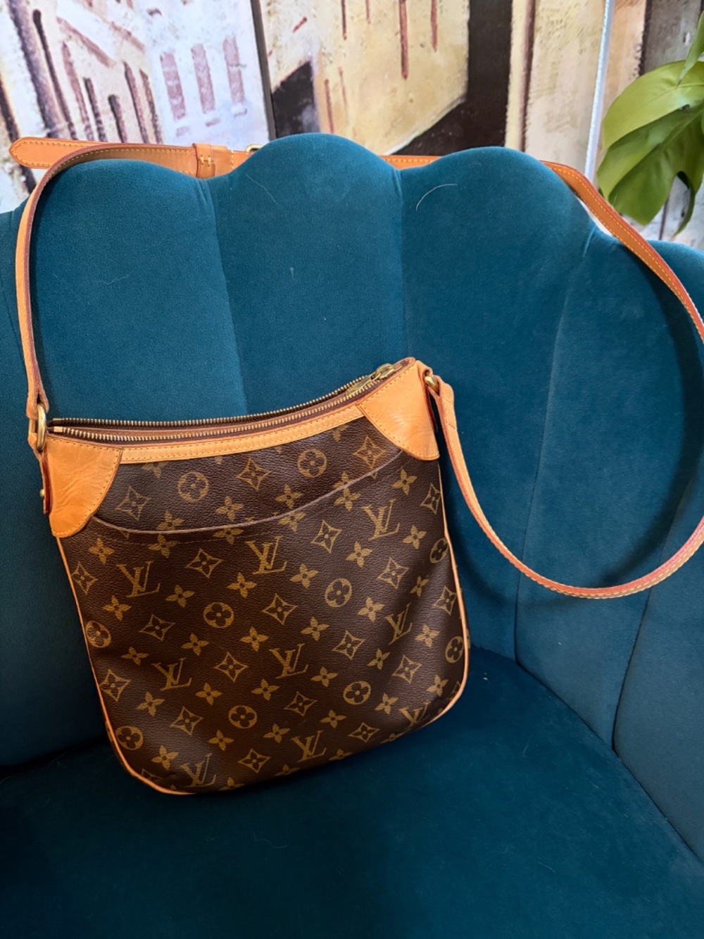 Louis Vuitton handbag - Picture 3 of 3